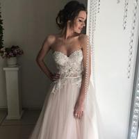  Elegant Lace Wedding Dresses Sweetheart Appliques Tulle Floor Length Champagne Ivory Bridal Dresses Autumn Country Garden Wedding Gowns - Thumbnail 1