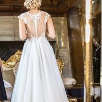 Tulle Beach Wedding Dresses Jewel Neck Lace Appliques Sheer Backless Wedding Gowns Cheap Custom Made Floor Length Wedding Dress - Thumbnail 1