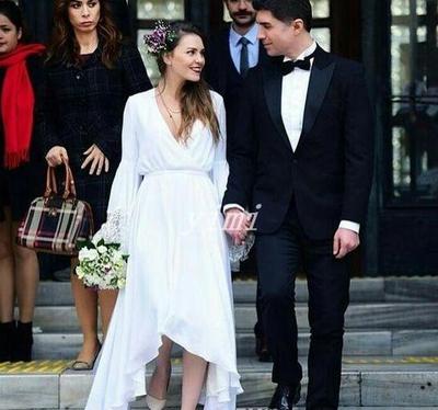 White Summer Bohemian Wedding Dresses V Neck Long Trumpet Sleeve Tea Length Lace Chiffon Beach Boho Country Bridal Gowns Plus Size