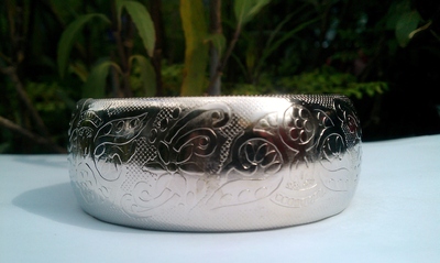 Metal Bangle