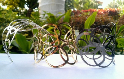Metal Cuff (sold individually)