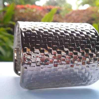 Weaved cuff