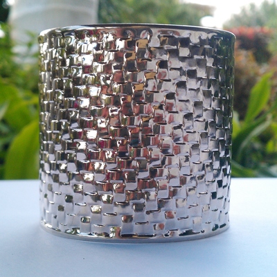 Weaved cuff
