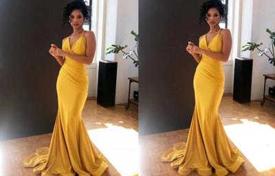 Sexy Yellow Simple Cheap Mermaid Prom Dresses Long Halter Neck Backless Pleats Evening Formal Dresses Vestidos de fiesta largos
