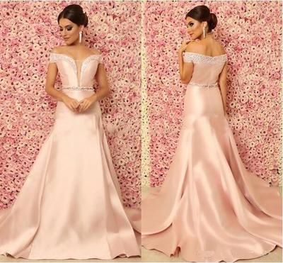 Sexy Blush Pink Evening Dresses Mermaid Off Shoulder Beaded Crystal Sash Sweep Train Satin Deep V Neck Arabic Prom Party Pageant Gowns