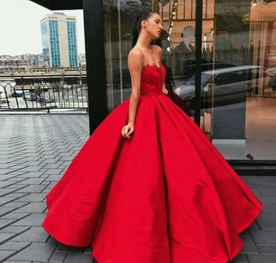 Vintage Red Ball Gown Prom Dresses Sweetheart Sleeveless Appliques Plus Size Pageant Gown Satin Floor Length Vestido de novia