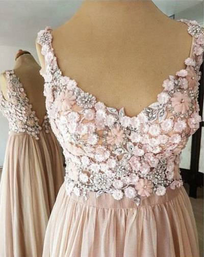 Elegant Long Prom Dresses with 3D Flowers for Women