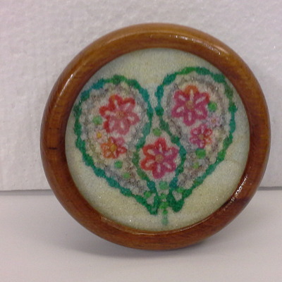 Gem artwork picture pistachio flower shape in wooden frame nice collection gift