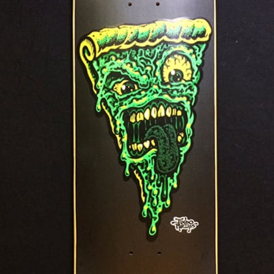 Toxic pizza face (black) skateboard deck