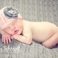 Lace Stitch Beanie With 1 flower - Thumbnail 1