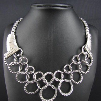 Linked hoops necklace - Thumbnail 5