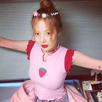 Sweet strawberry curled pink color block top