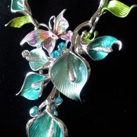 Calla Lily Necklace & Earrings in Blue/Teal - Thumbnail 1