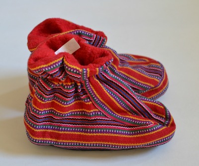 Size 8-8.5 Infant/Toddler Cotton Woven Booties