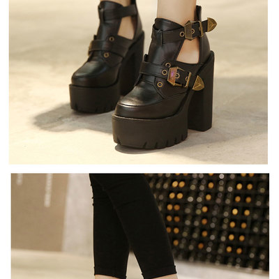 Black chunky heel platform shoes