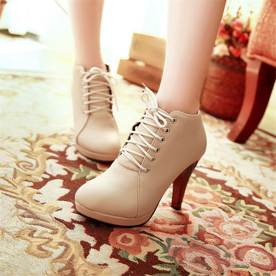 Classy Lace up Pointed Toe Ankle Boots