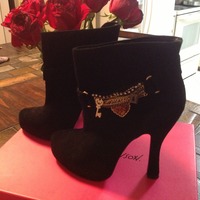 100% Authentic Betsey Johnson Ankle Boots - Thumbnail 1
