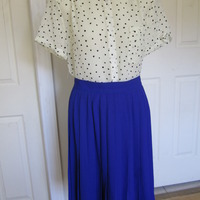 Vintage Pleats - Thumbnail 1