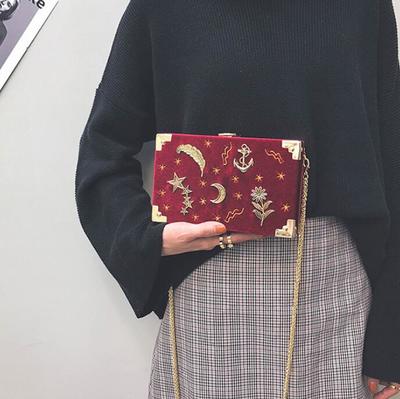 Star Moon Embroidery Velvet Box Chain Shoulder Bag