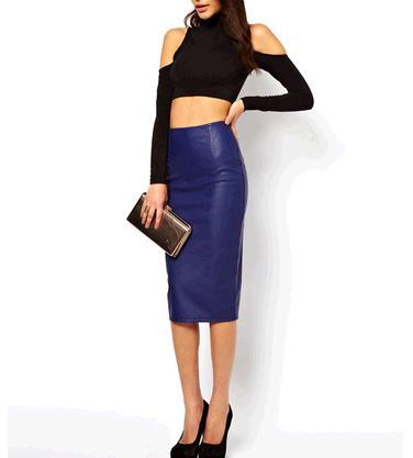 Long Sleeve Cut out Shoulder Crop Top