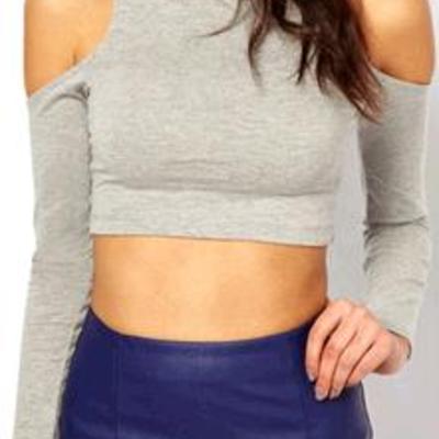 Long sleeve cut out shoulder crop top