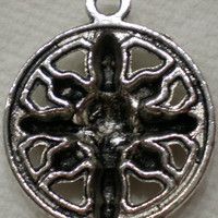 6 of 27 mm Round 8 Sided Gothic Skull Antique Silver Plated Pendants - Thumbnail 4