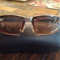 100% Authentic CHANEL sunglasses - Thumbnail 1