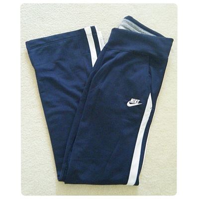 (New with tags) Girls Nike Pants