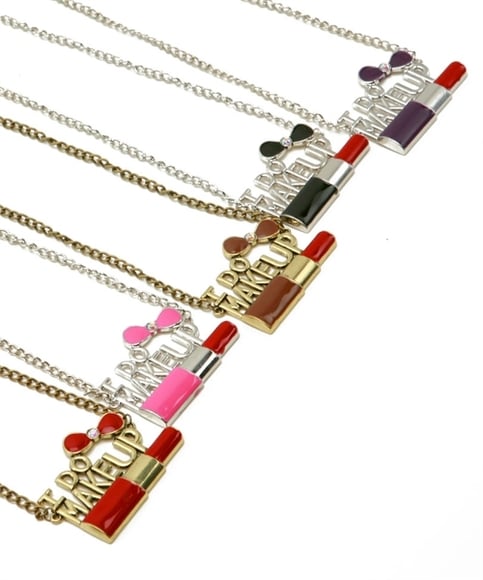I Do Makeup Necklace