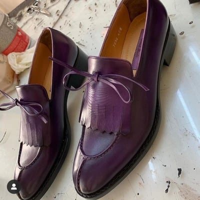 Handmade men's fringe split toe shoes, men's purple leather shoes