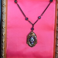 Skull Necklace - Thumbnail 1