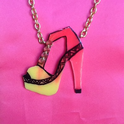 Shoe necklace