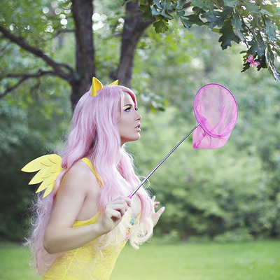 Butterfly with net (in pink frame) - Thumbnail 3