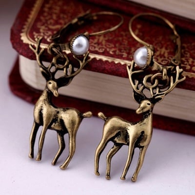 Pearl deer earrings