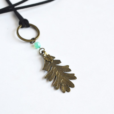 Oak leaf necklace, autumn necklace, fall jewelry, leaf necklace - Thumbnail 5