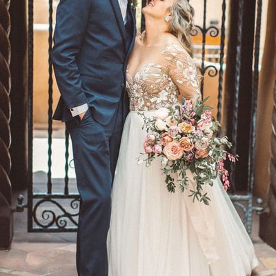 Plus size wedding dresses with lace appliques - Thumbnail 5