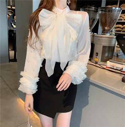 Chic Pearl Rivet White Long Sleeve Blouse with Bow