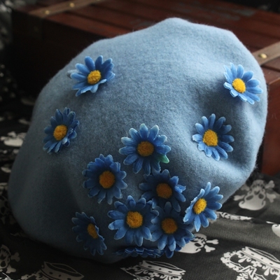 Retro Daisy Beret Hat