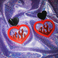 HEART AND FLAME EARRINGS - Thumbnail 1