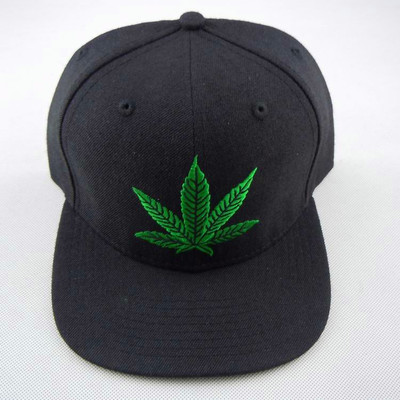 Weed logo snapback hat by deadline black color - Thumbnail 3