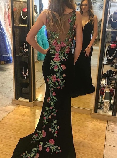 Mermaid Black Prom Dresses with Rose Appliques