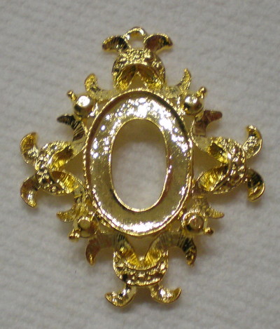 6 of 18x13 mm Shiny Gold Plated Pendant Setting OLD Style, with Beautiful Crown Design