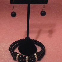 Black Glass Pearl Bracelet Set