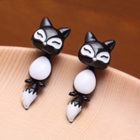 Chic Fox Kawaii Stud Earrings - Thumbnail 1