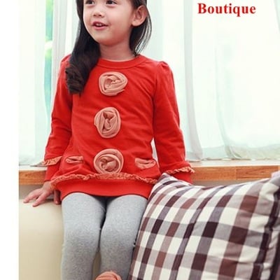 Girls 2-pieces pant/tunic outfit.