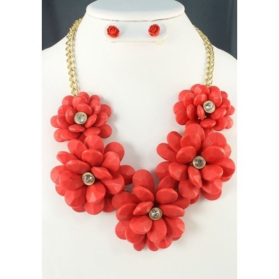 Camellia bib necklace