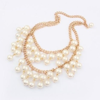 Zahra pearl statement necklace