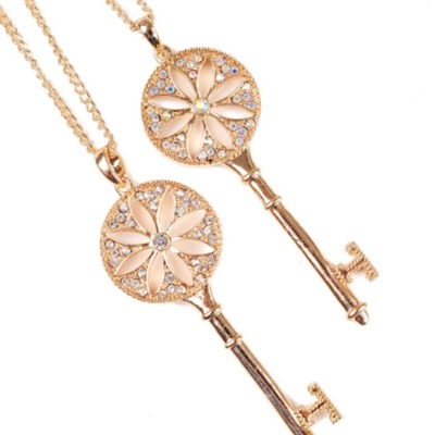 Tina flower key pendant