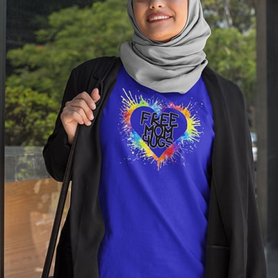 Free mom hugs cobalt blue t-shirt - Thumbnail 4