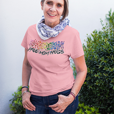 Free mom hugs pink t-shirt - Thumbnail 4